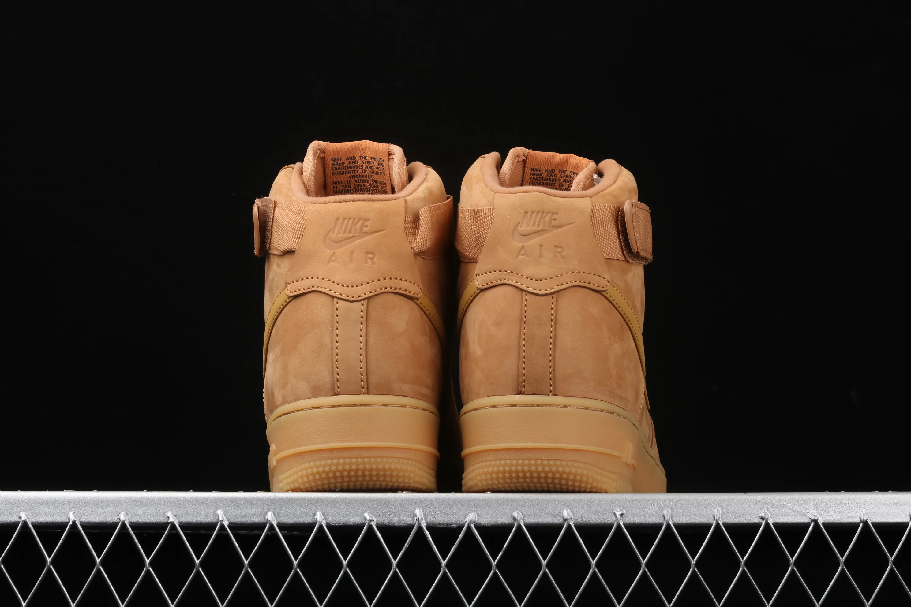All categories Nk Air Force 1 Air Force series Nk Air Force 1 High Air Force high top Nk Air Force 1 High '07 2019 new version of wheat color Air Force One high top sneakers CJ9178-200